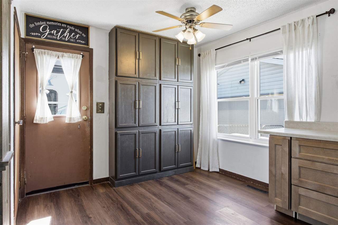 3803 Blue Mound Drive NE Cedar Rapids IA 52402