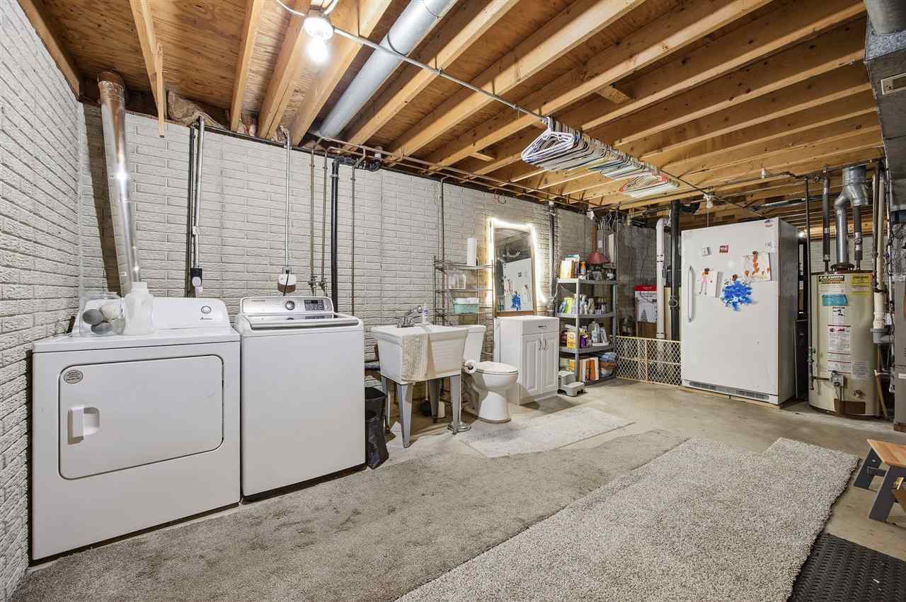 3803 Blue Mound Drive NE Cedar Rapids IA 52402