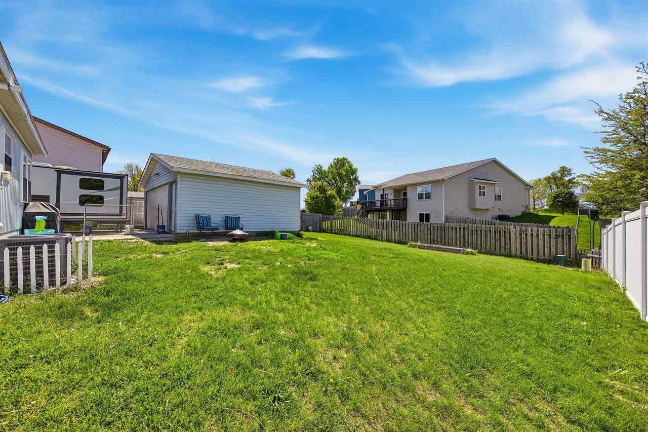 3803 Blue Mound Drive NE Cedar Rapids IA 52402
