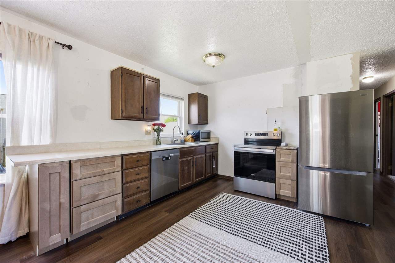 3803 Blue Mound Drive NE Cedar Rapids IA 52402