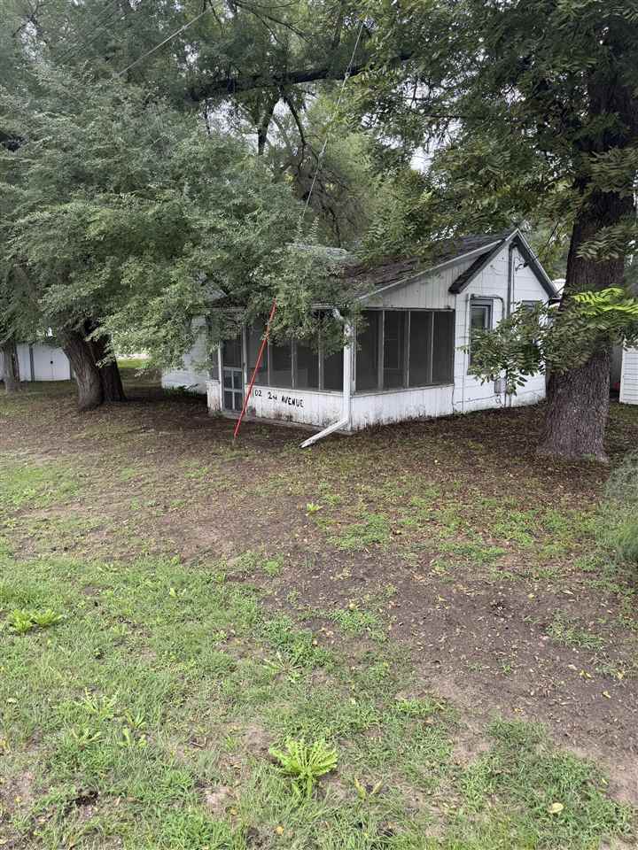 1102 2nd Avenue Fredonia IA 52738