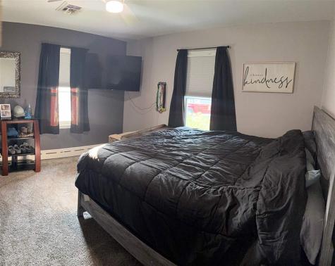 734 S 4th Avenue Washington IA 52353-9317