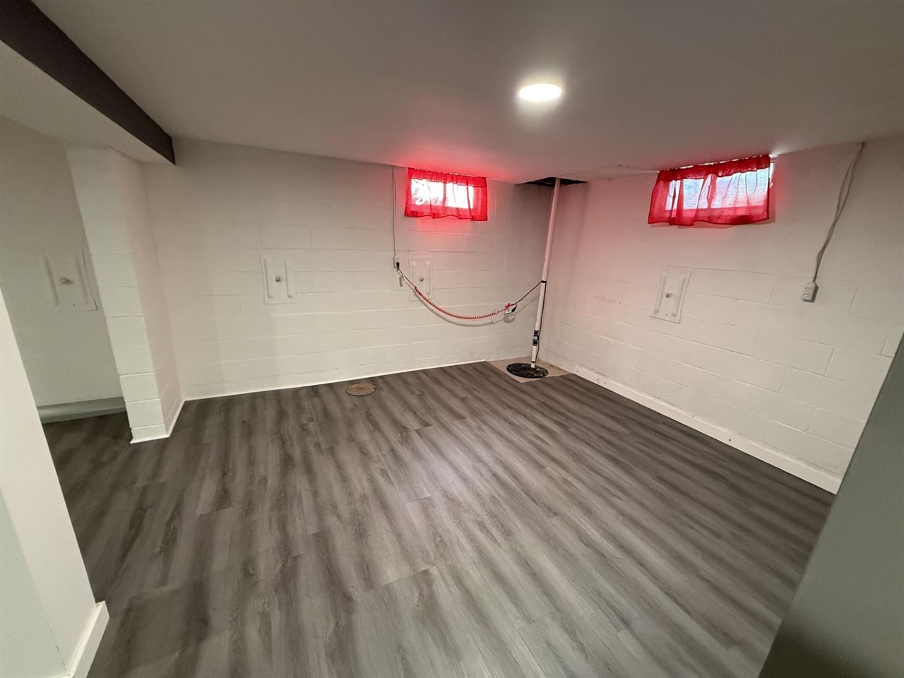 734 S 4th Avenue Washington IA 52353-9317