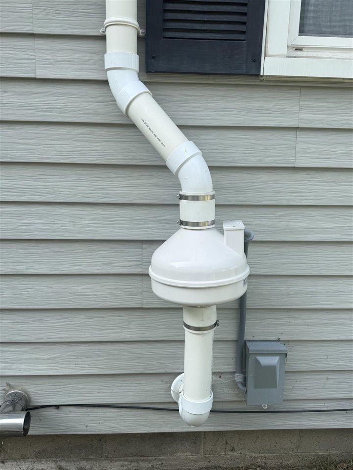 734 S 4th Avenue Washington IA 52353-9317