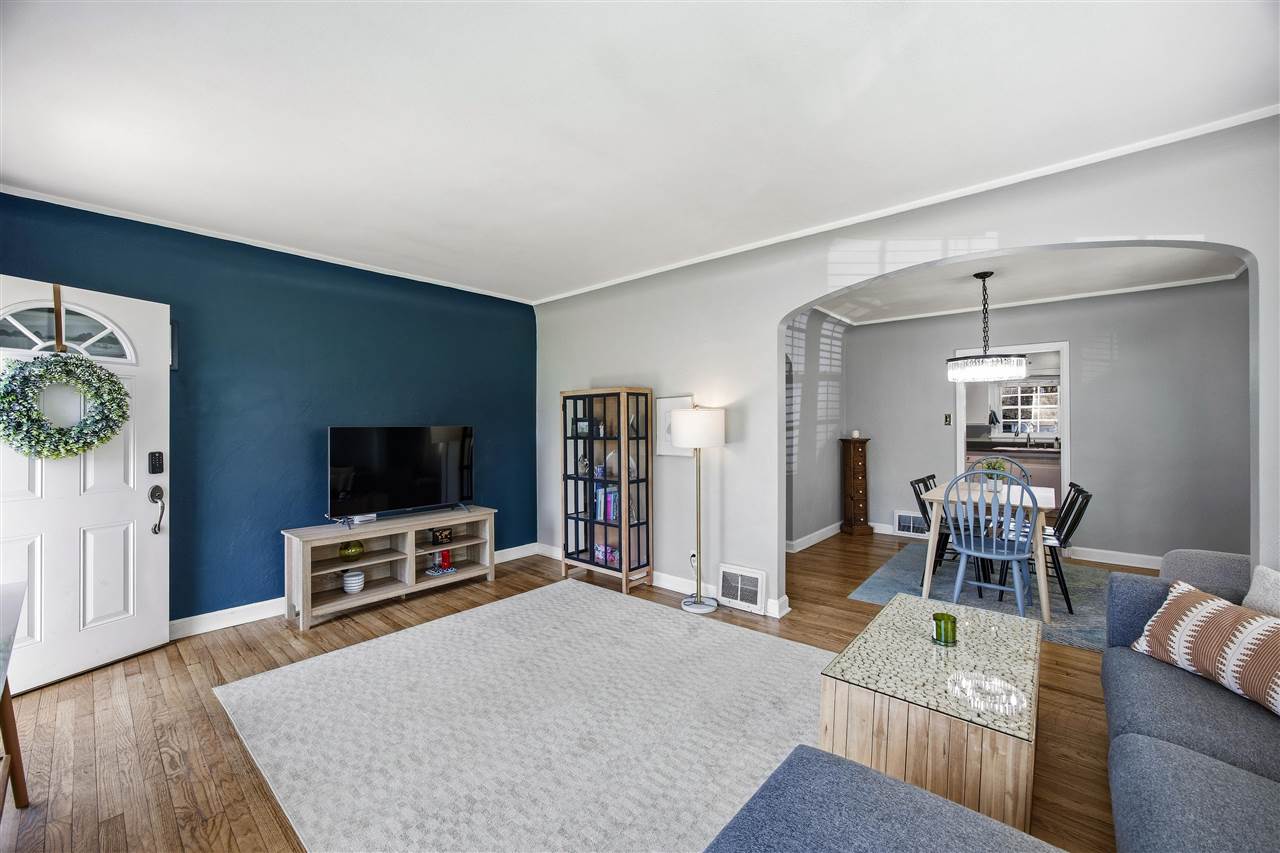512 19th Street NE Cedar Rapids IA 52402