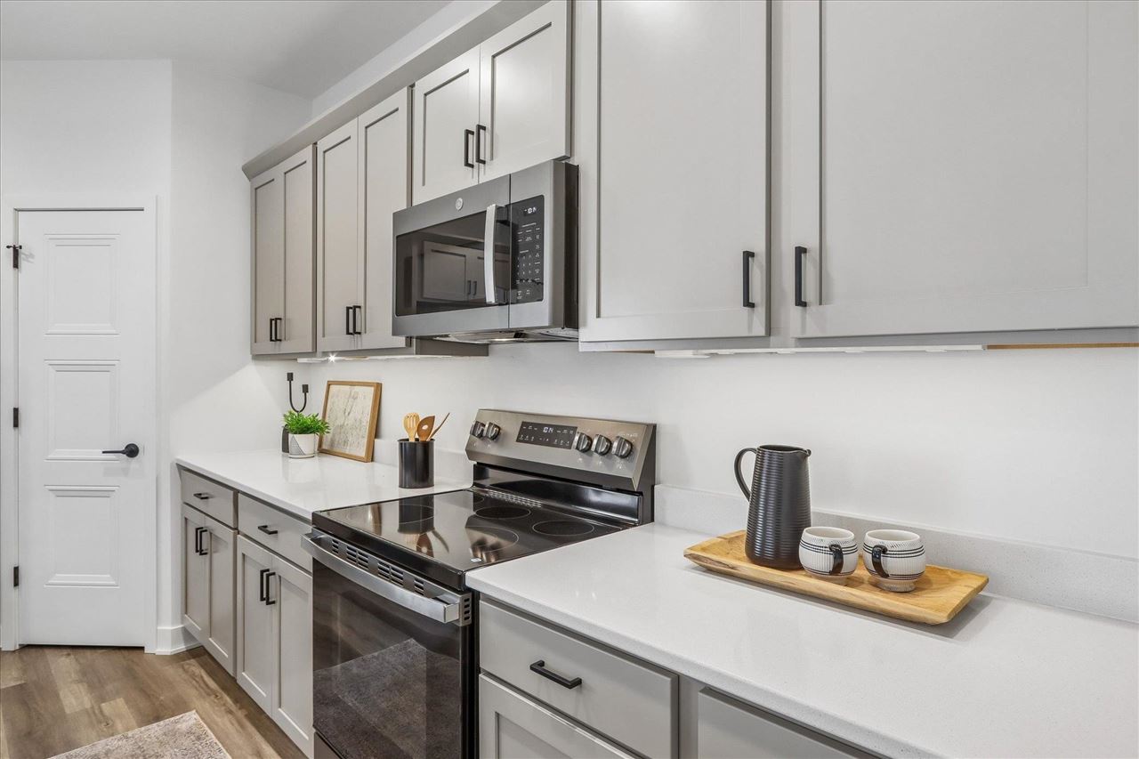 1100 Switchgrass Lane Ely IA 52227