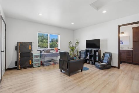 315 C Avenue Kalona IA 52247