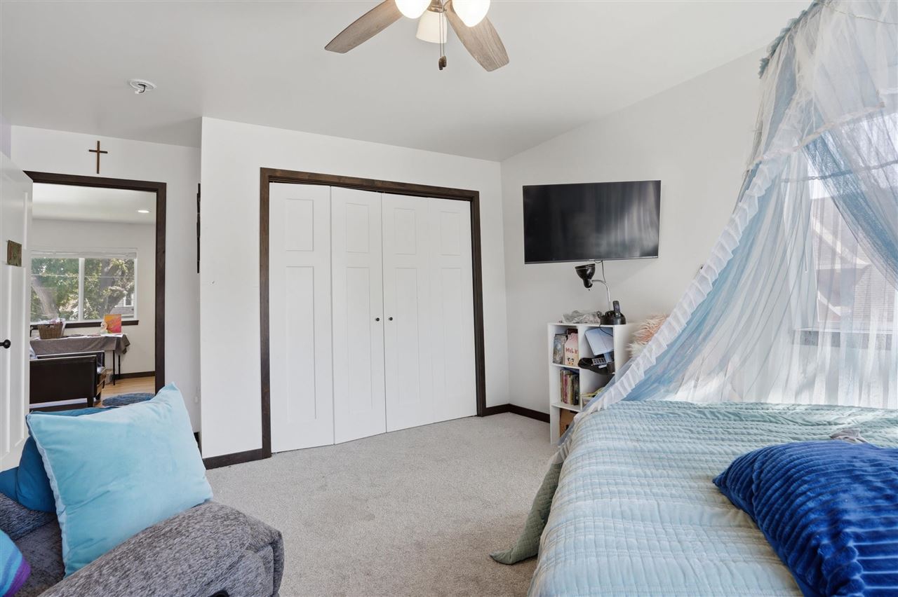 315 C Avenue Kalona IA 52247