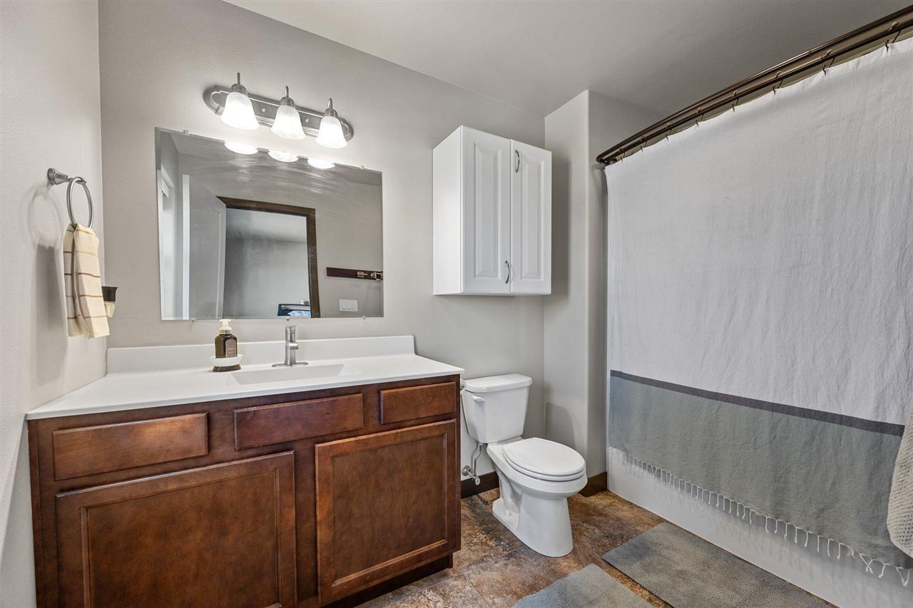 630 Doe Avenue Tiffin IA 52340