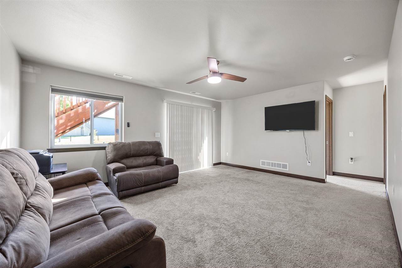 630 Doe Avenue Tiffin IA 52340