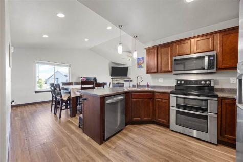 630 Doe Avenue Tiffin IA 52340