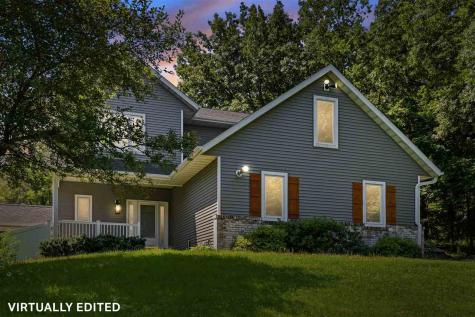 1432 Hickory Hollow Road Solon IA 52333-9293