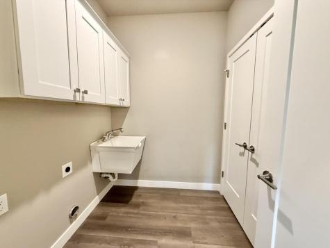 605 Hillside Drive Tiffin IA 52340