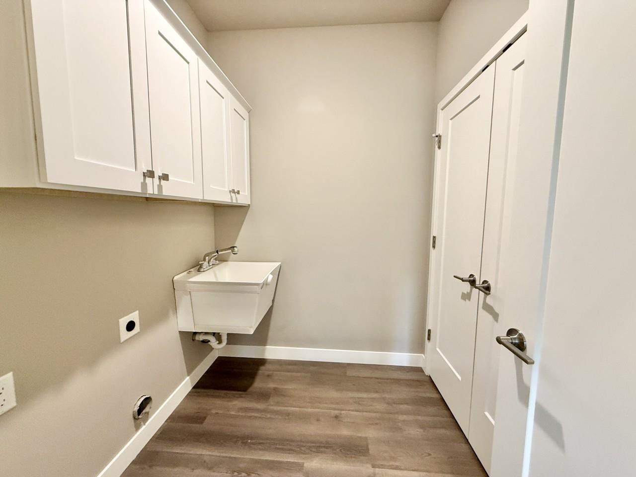 605 Hillside Drive Tiffin IA 52340