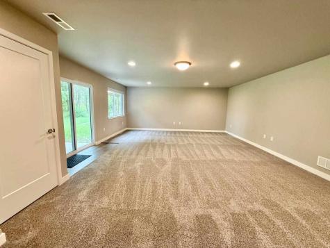 605 Hillside Drive Tiffin IA 52340