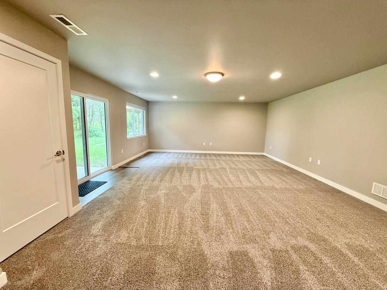 605 Hillside Drive Tiffin IA 52340