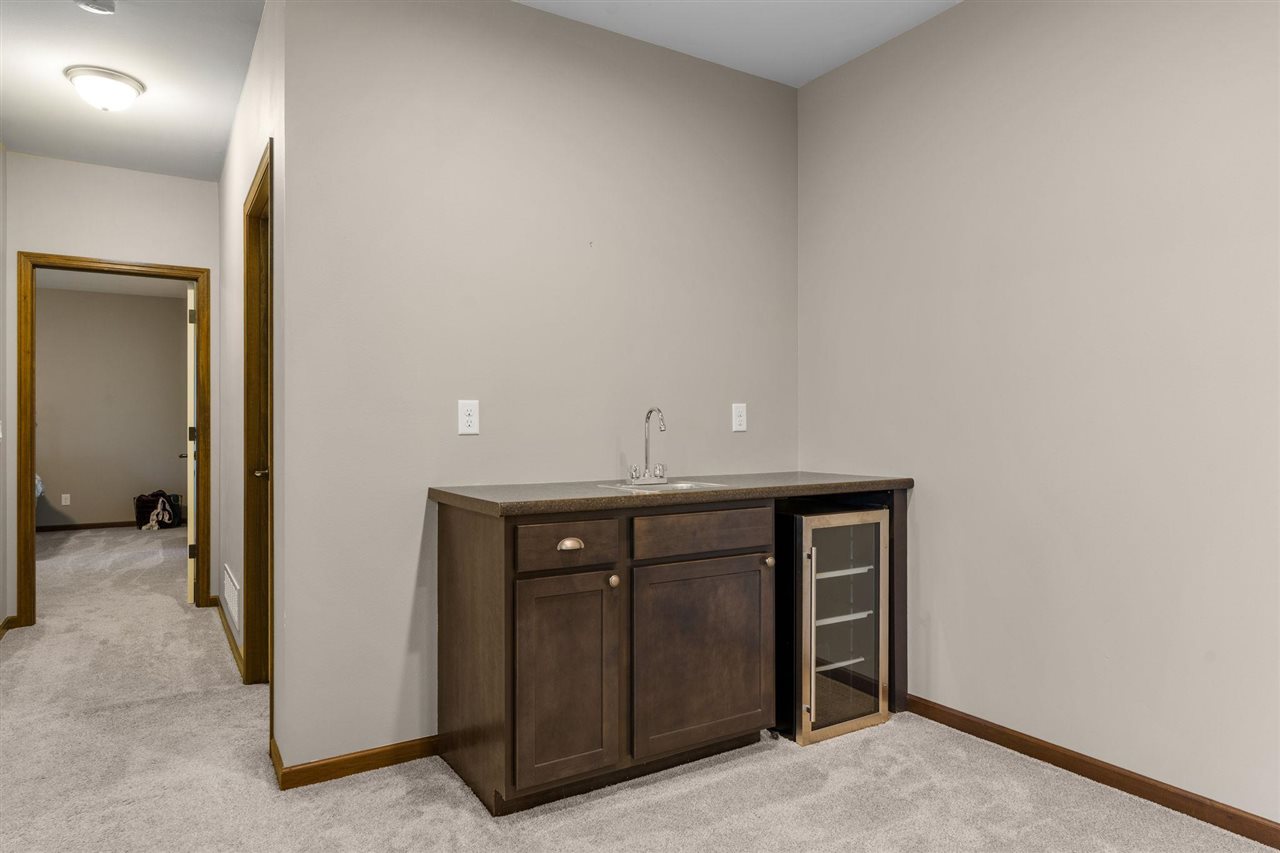 5351 Wild Rye Court SE Cedar Rapids IA 52403