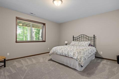 5351 Wild Rye Court SE Cedar Rapids IA 52403