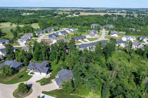 5351 Wild Rye Court SE Cedar Rapids IA 52403