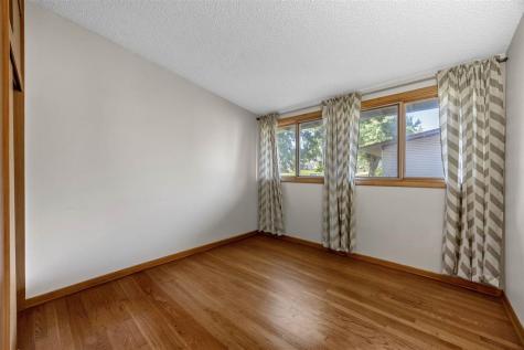 2500 Falbrook Drive Cedar Rapids IA 52402