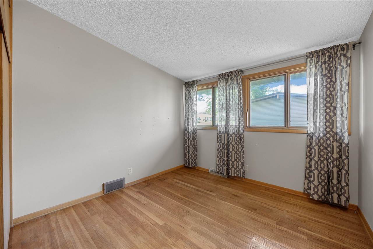 2500 Falbrook Drive Cedar Rapids IA 52402