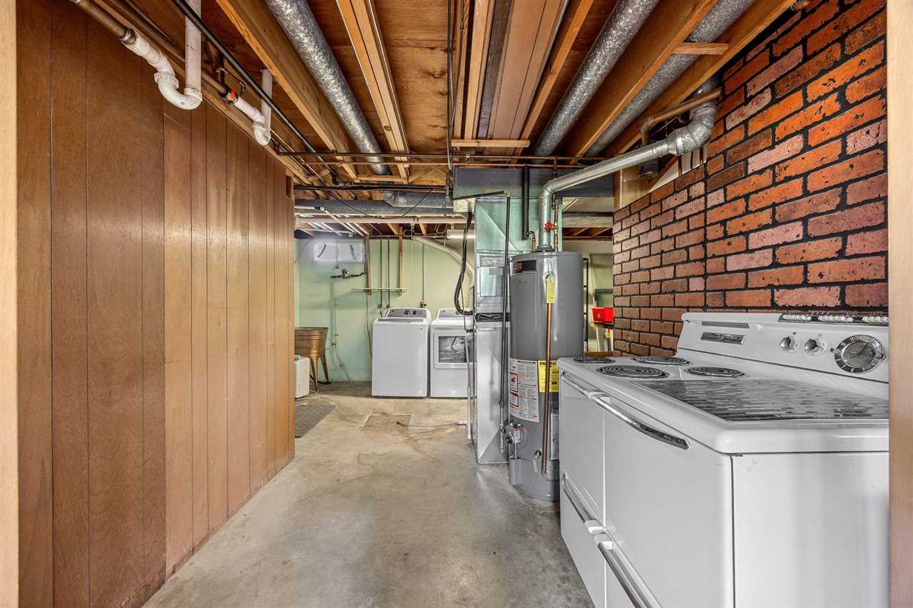 2500 Falbrook Drive Cedar Rapids IA 52402