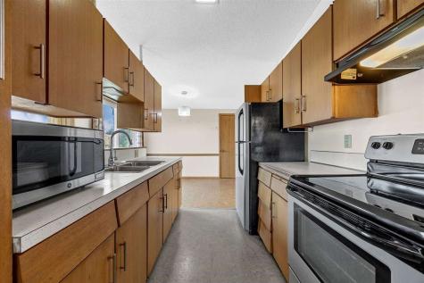 2500 Falbrook Drive Cedar Rapids IA 52402