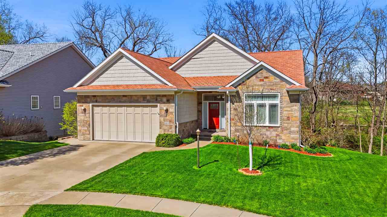 2859 Pine Circle Coralville IA 52241