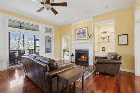 2859 Pine Circle Coralville IA 52241