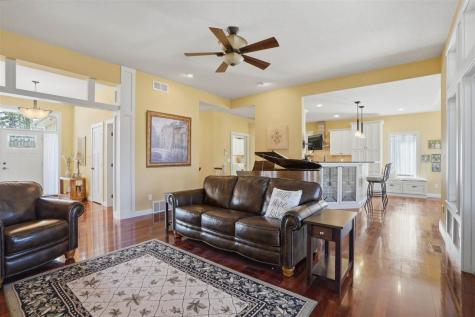 2859 Pine Circle Coralville IA 52241