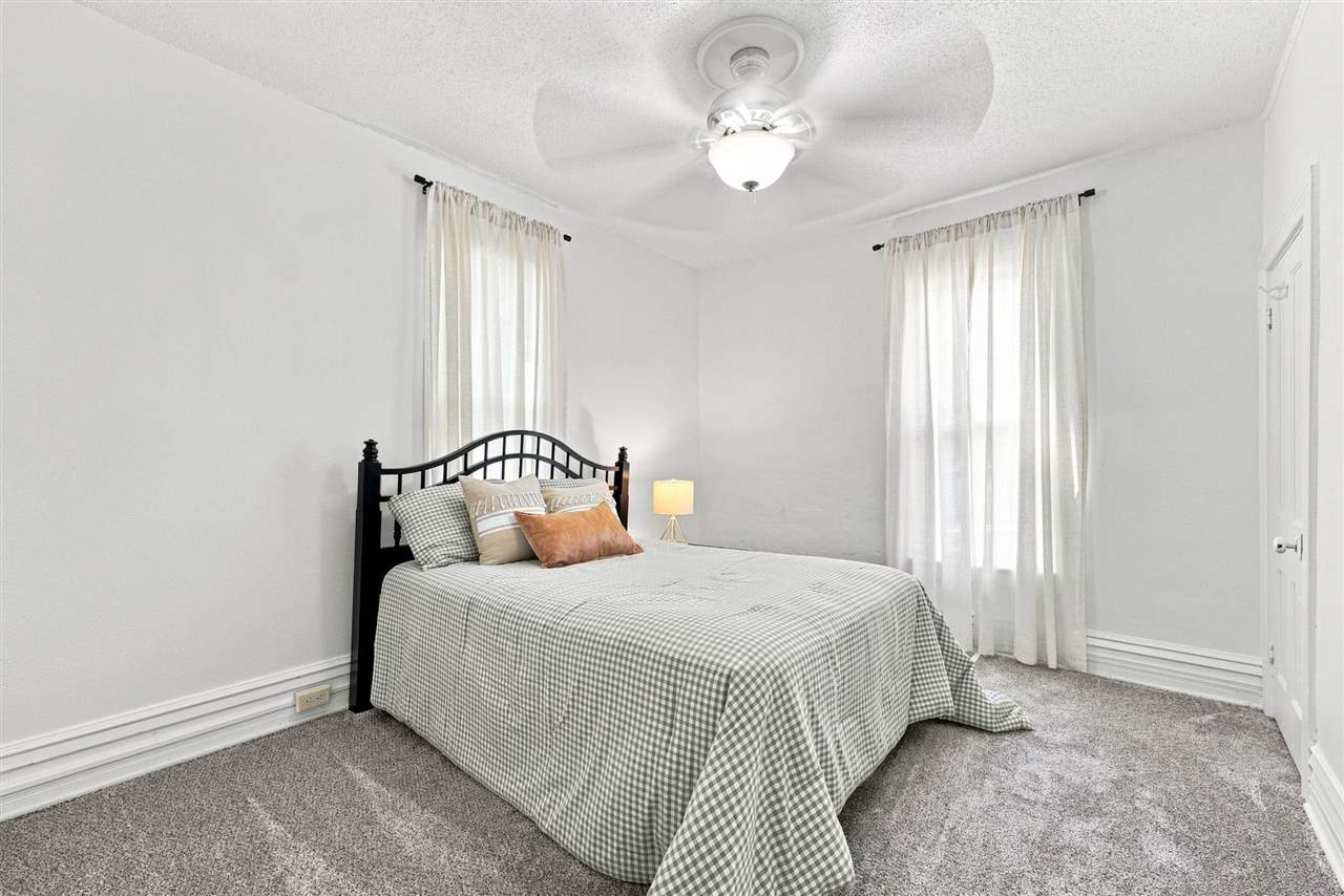 516 Lincoln Street Ainsworth IA 52201