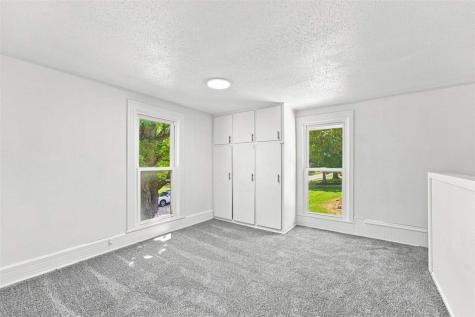 516 Lincoln Street Ainsworth IA 52201