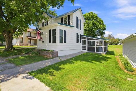 516 Lincoln Street Ainsworth IA 52201