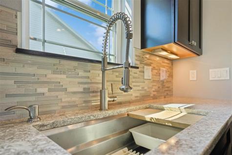 3065 Ridgeview Drive Ely IA 52227
