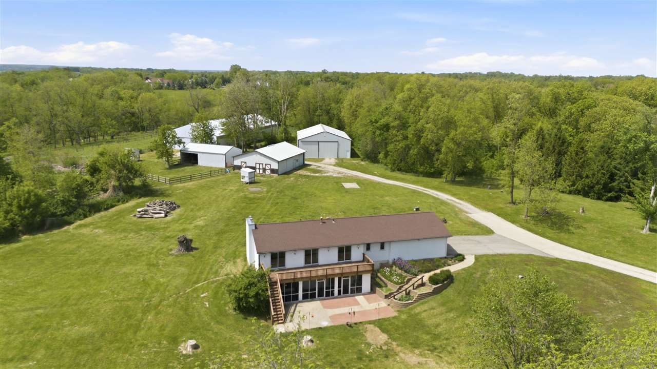 10611 Hawks Haven Road Cedar Rapids IA 52411