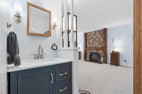 10611 Hawks Haven Road Cedar Rapids IA 52411