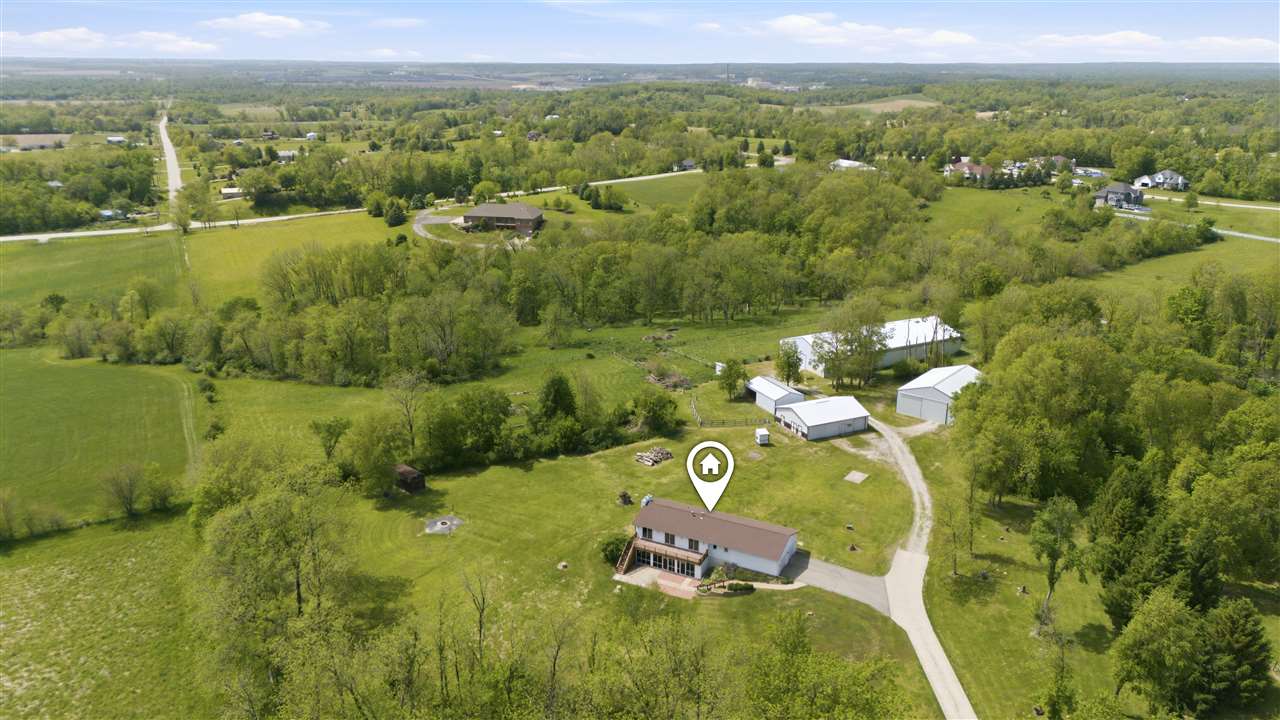 10611 Hawks Haven Road Cedar Rapids IA 52411
