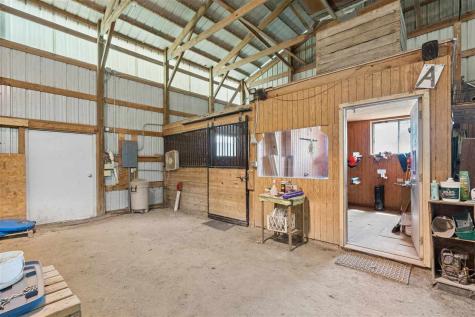 10611 Hawks Haven Road Cedar Rapids IA 52411