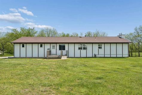 10611 Hawks Haven Road Cedar Rapids IA 52411