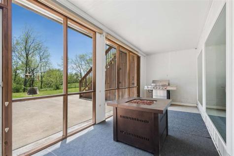 10611 Hawks Haven Road Cedar Rapids IA 52411