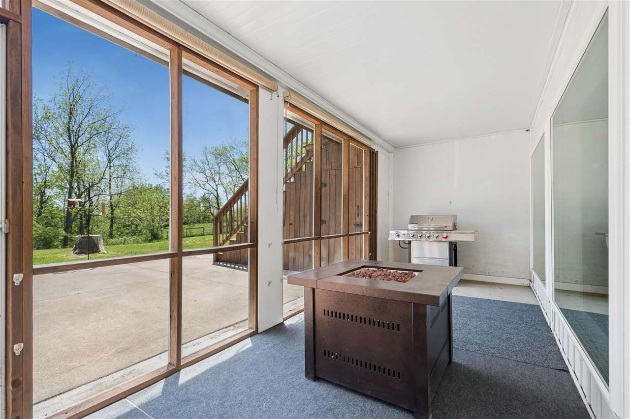 10611 Hawks Haven Road Cedar Rapids IA 52411
