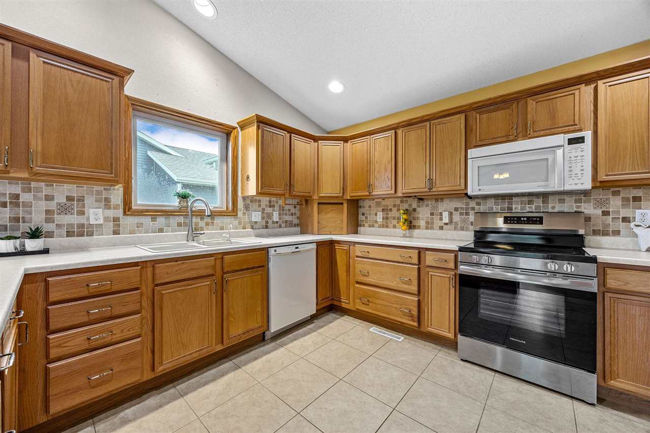 2380 Tamerac Drive Marion IA 52302