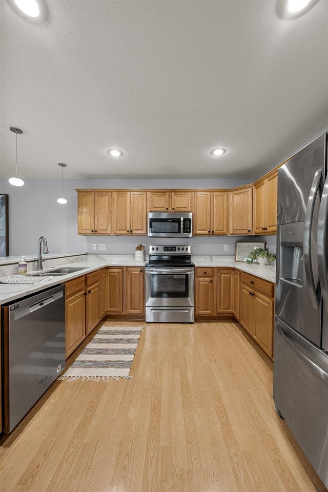 2176 Port Talbot Place Coralville IA 52241