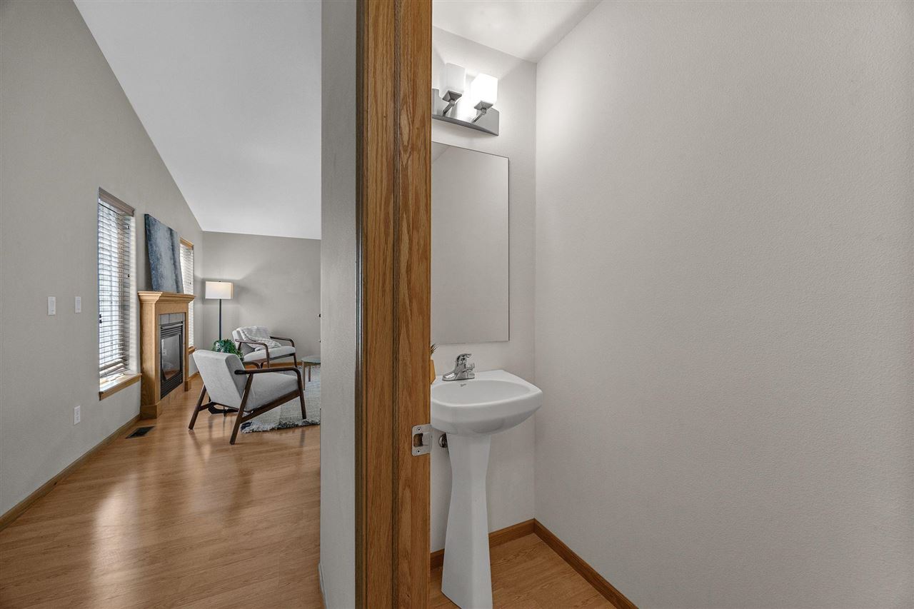 2176 Port Talbot Place Coralville IA 52241