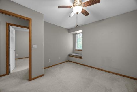 2176 Port Talbot Place Coralville IA 52241