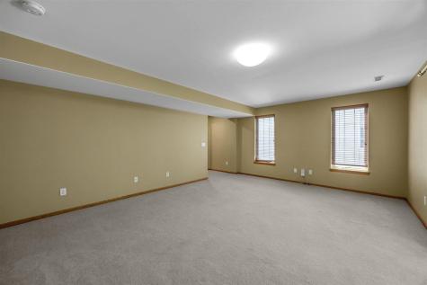 2176 Port Talbot Place Coralville IA 52241