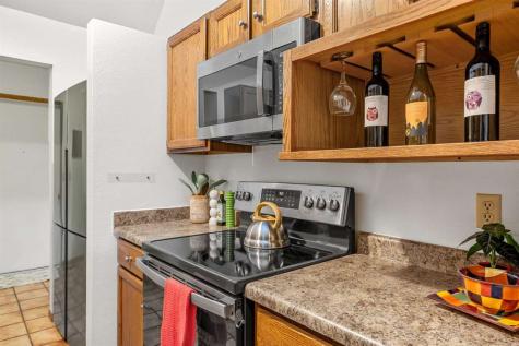 102 Elizabeth Drive Tipton IA 52772