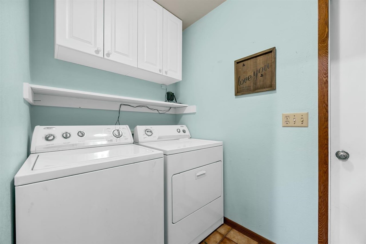102 Elizabeth Drive Tipton IA 52772