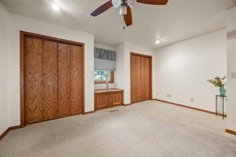 102 Elizabeth Drive Tipton IA 52772