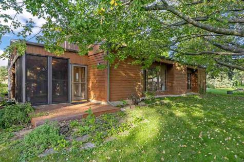 102 Elizabeth Drive Tipton IA 52772